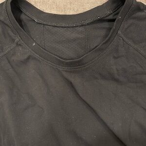 Black Lululemon running top